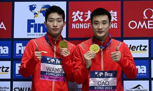 《水花消失》表演结束,中国跳水队无愧"梦之队"_比赛_世界杯_项目