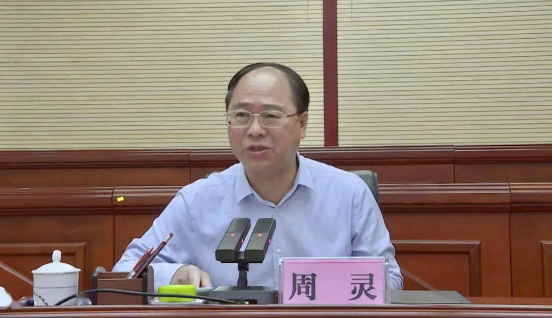 周灵:统一思想 提振精神 扎实推进全国文明城市创建工作_兴宾区_问题