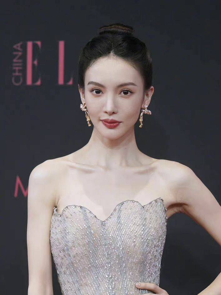 elle晚会女明星生图火了,关掉美颜成卸妆晚会,直男都沸腾了_刘诗诗