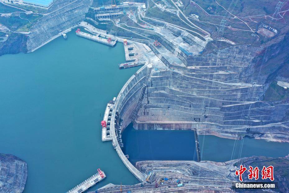 白鹤滩水电站首次蓄水至正常蓄水位825米_推力_大坝_消息