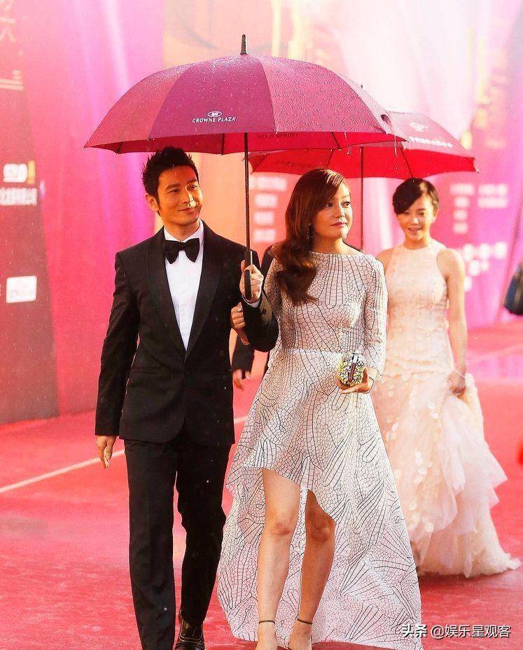 "宠妻狂魔"黄晓明:被秦岚甩后绯闻不断,后捧红杨颖遭遇分手_妈妈_电影