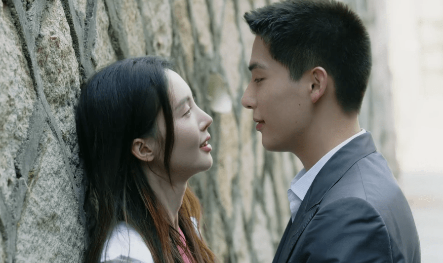 3的高评价. 但是,这部电视剧以如此好的成绩成功的原因到底是什么呢?