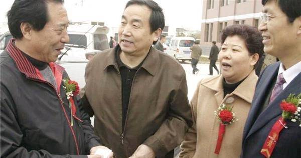 47年前,那个轰动一时的“白卷英雄”张铁生,如今现状如何? - 生活百态