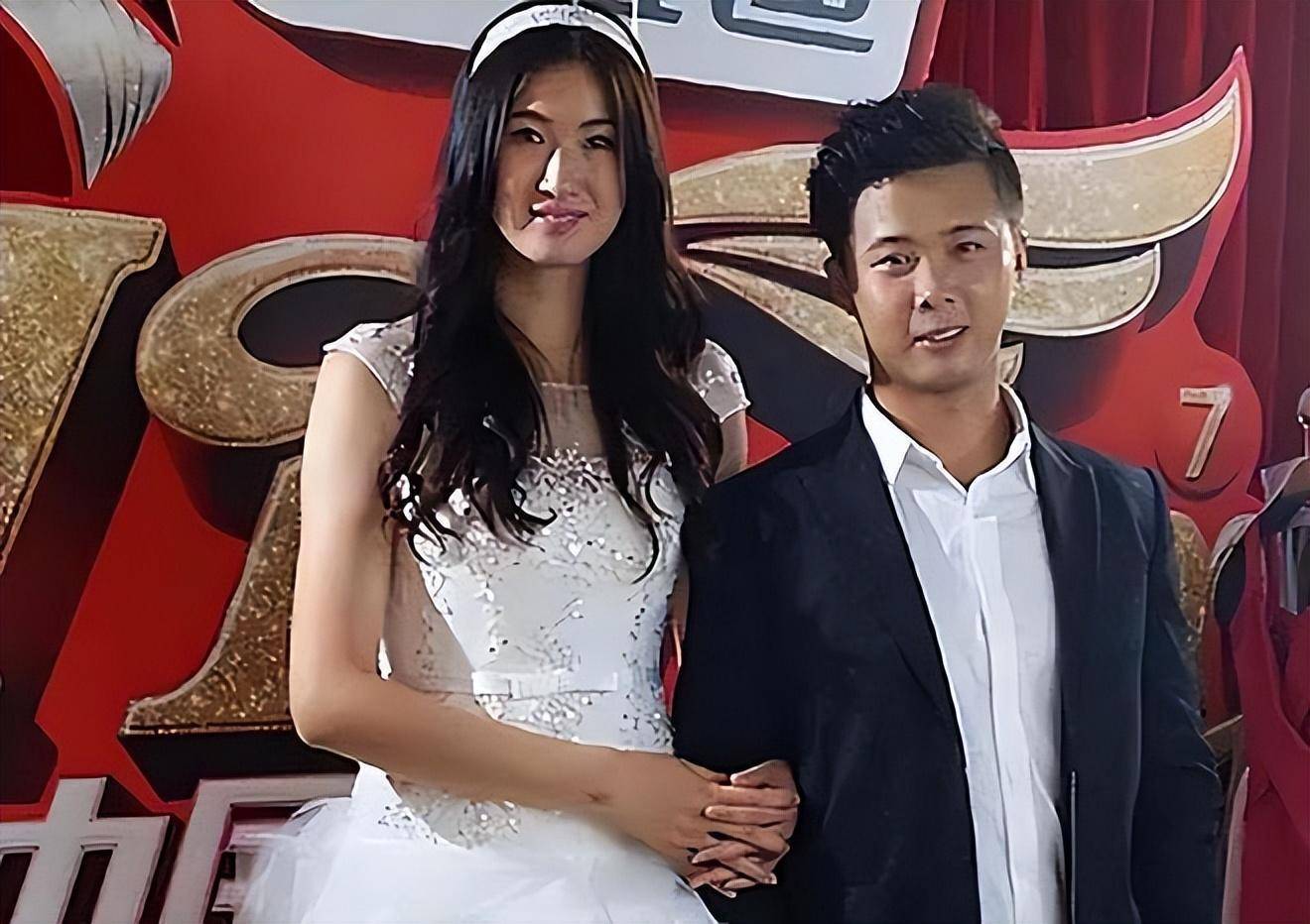 不知道大家对梁天云和王金宝的爱情故事有什么看法呢?