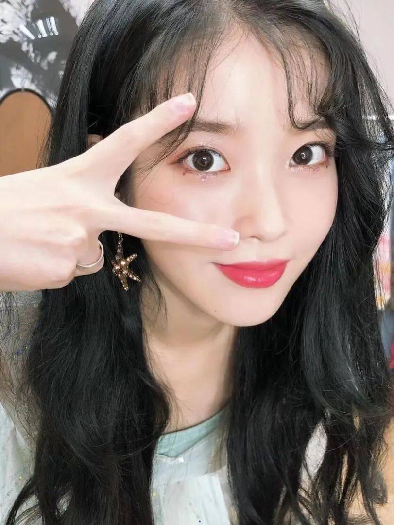 堪比植发的"胎毛刘海",有点东西!_造型_额角_自然