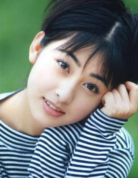 1998年,16岁王雅琦与大25岁张铁林在一起,如今嫁"第一反派"得幸福