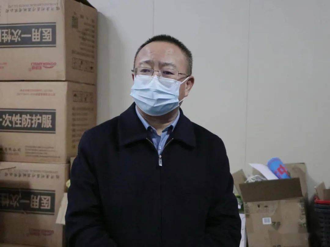 张麒一行先后前往格林豪泰,新世纪,新王朝等酒店,了解各集中医学观察