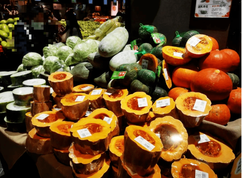 胖东来最新美蔬果美陈欣赏_商品_侵权_葡萄