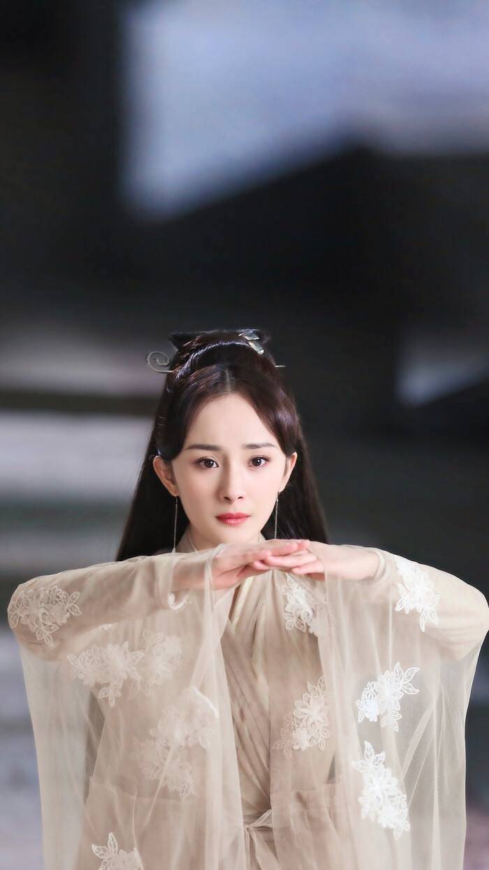 杨幂饰演的白浅,秒杀一众傻白甜角色,堪称霸气姑姑_眼睛_三生三世_很