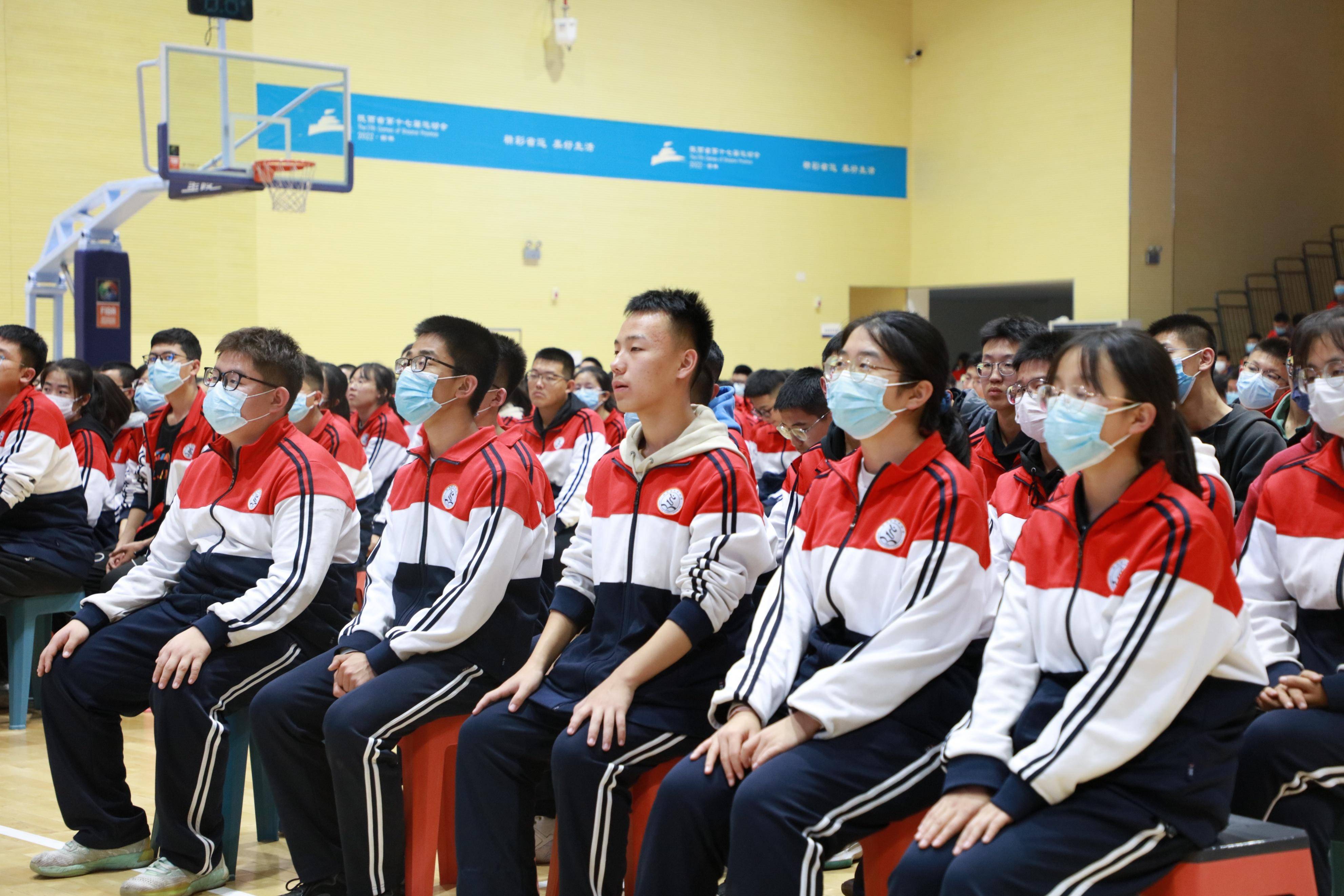 神木市法院党组书记,院长刘宝林到神木中学讲授法治课_未成年人_校园