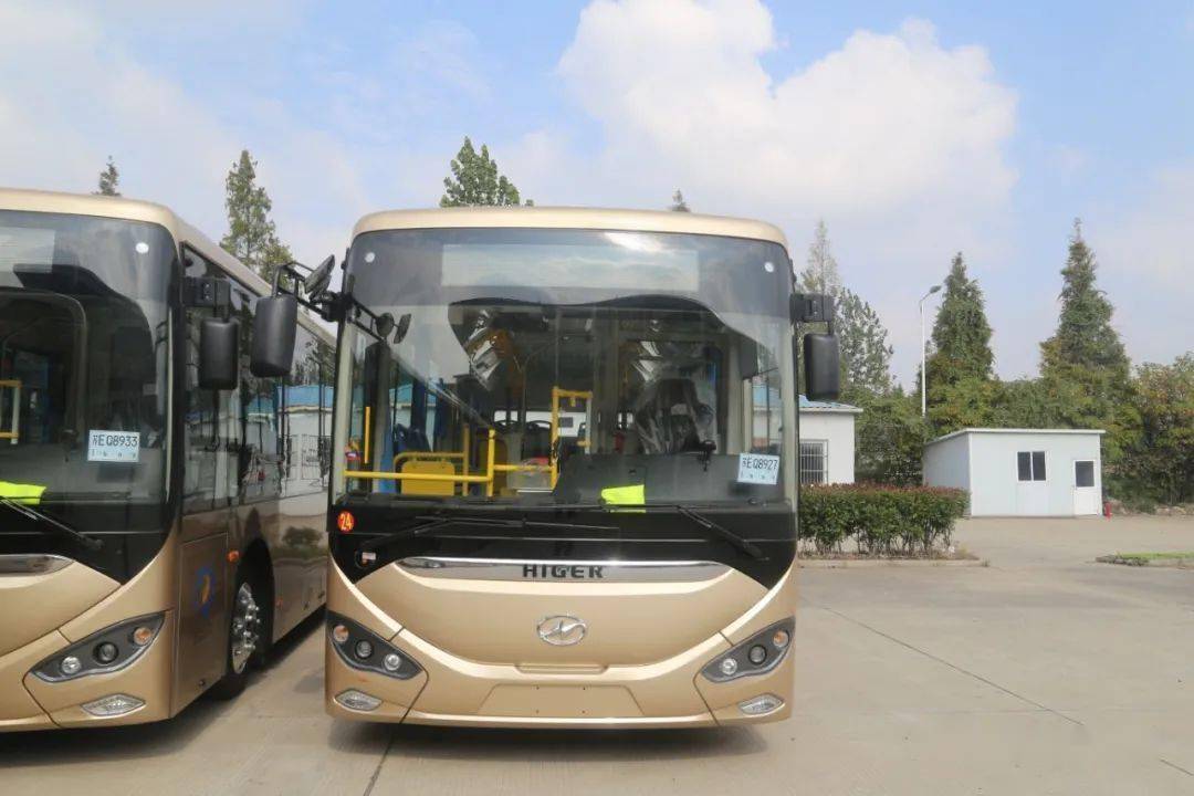 近年来,随着绿色出行理念的深入人心姜堰公交持续"绿色公交"建设新