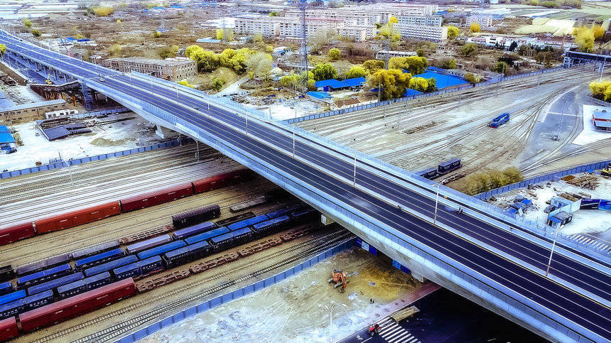 中国高寒地区跨度最大,吨位最重连续梁桥建成通车_齐齐哈尔市_城市_路