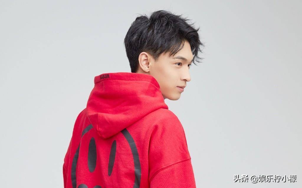德云社秦霄贤600粉丝福利,竟然趁机打策划_老秦_照片_队服