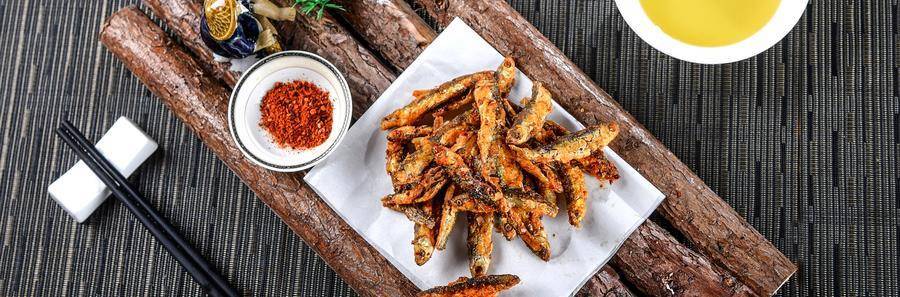 湖南有一道名菜,油酥火焙鱼,真的是绽放在舌尖上的精彩_小鱼_味道_道