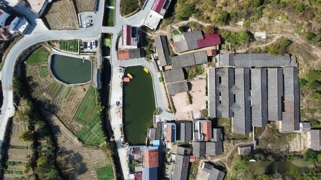 34",隶属麻城市木子店镇,属北亚热带大陆性湿润季风气侯区中山地温凉