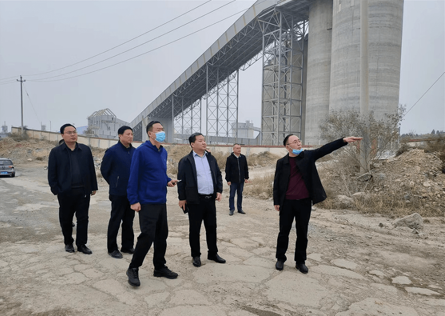 11月1日,新乡市自然资源和规划局党组书记,局长王志勇带调研组到辉县