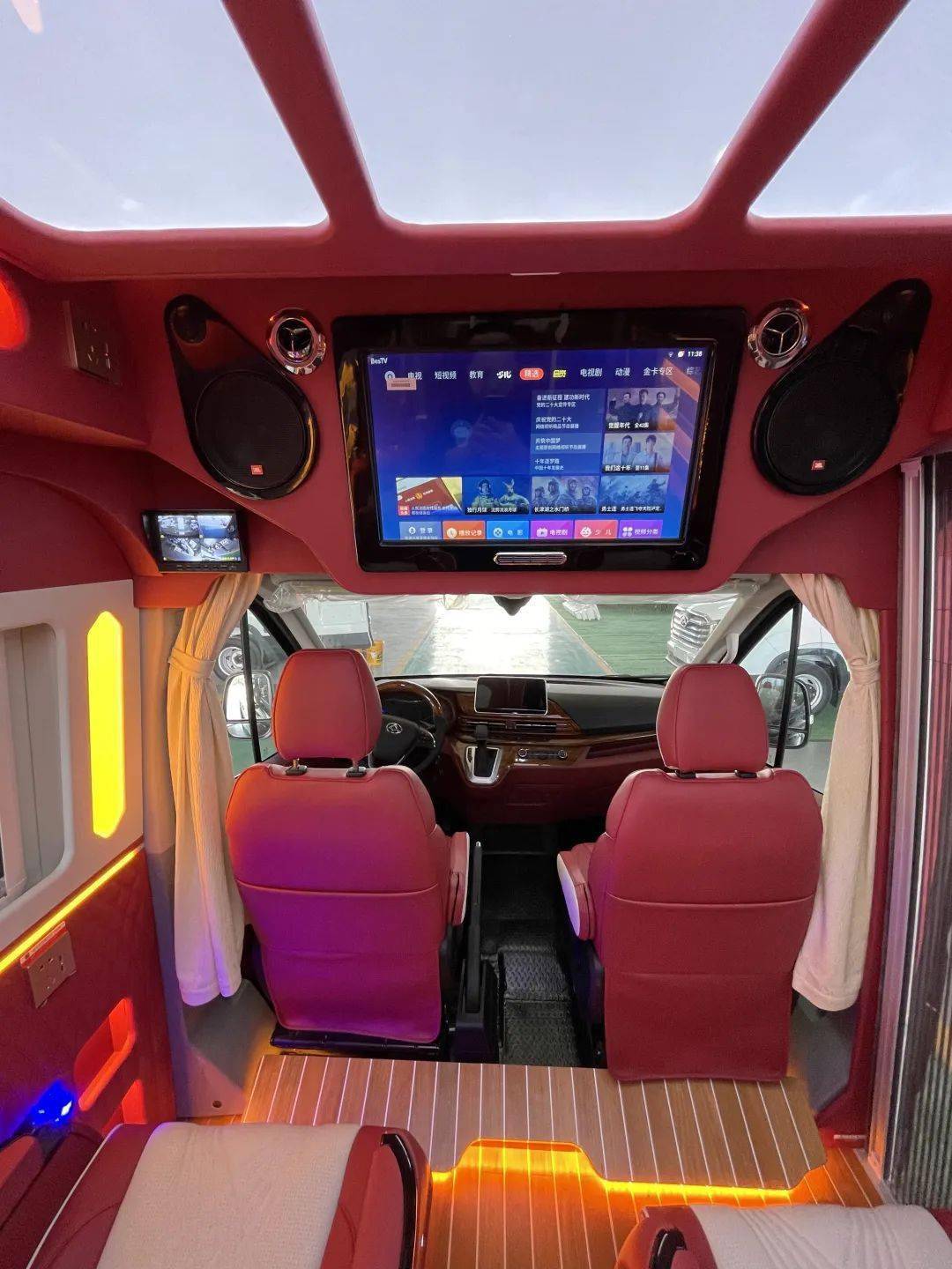 悦胜大通V90 B型房车 后置厨卫设计 全新豪华内饰 配备航空座椅_搜狐汽车_搜狐网