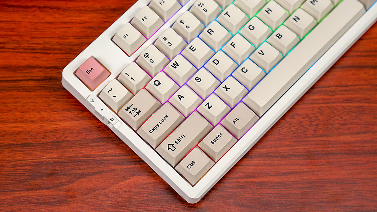 黑爵AK966无线三模游戏机械键盘评测：配置拉满，一步到位