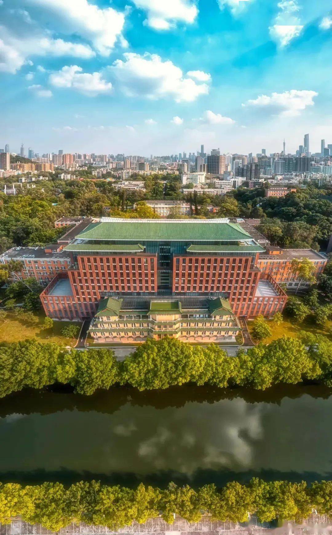 广东高校秋景来了,差点"美瞎"我的双眼～_华农_叶子里_阳光里