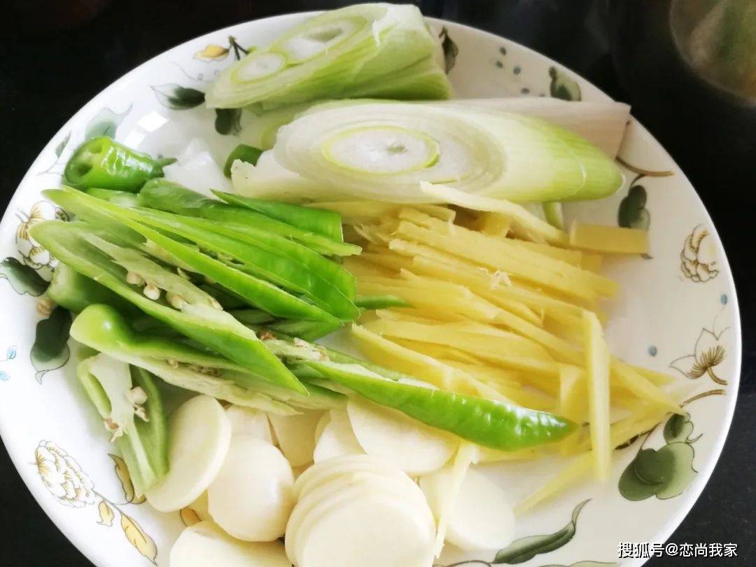 要立冬了，贴膘的牛羊肉吃起来，那10个牛羊肉菜第一个我就喜好