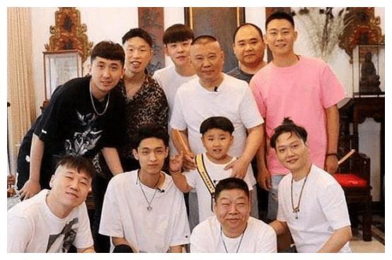 德云社两档团综,你更期待哪一个?_女孩_秦霄贤_样片