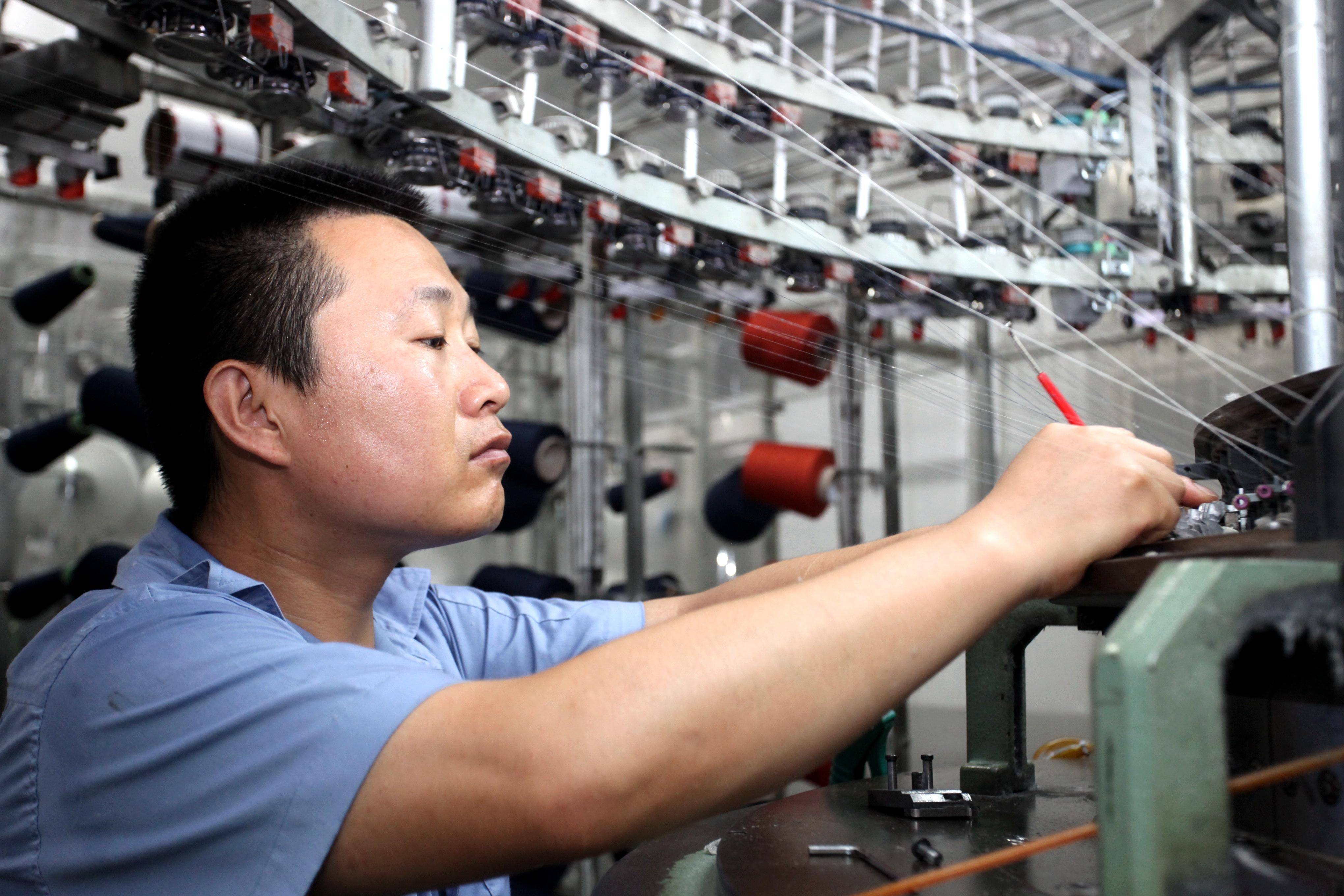 工匠汇·第一批中国纺织大工匠|"织娘冠军"——姜正涛_工作_技术_线头
