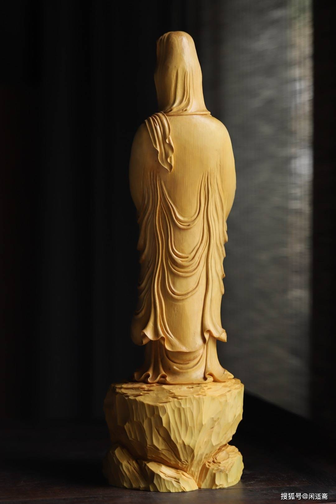 牙雕作品,古兽麒麟静穆古美,髹漆百宝嵌,亮格柜道教荡魔天尊,真武大帝