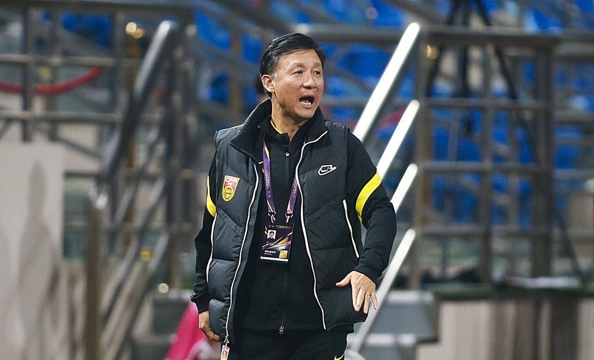 新国奥主帅成耀东:u21联赛有不错的球员,只有在竞赛平台上才能证明