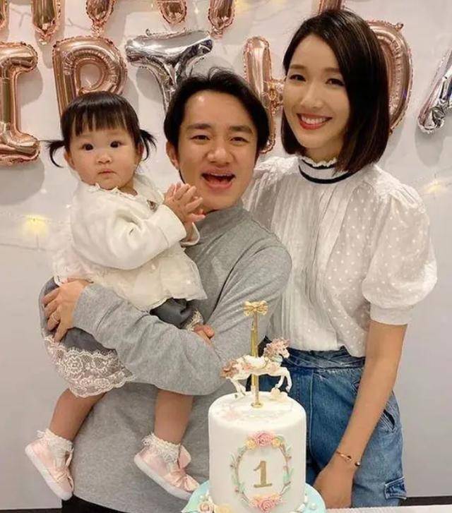 女儿才一岁半,李亚男就怀二胎,王祖蓝这效率让人羡慕_视频_外界_网友