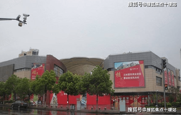 盘点:上海浦东「亿丰时代广场」浦东三林「亿丰时代广场」让人难以