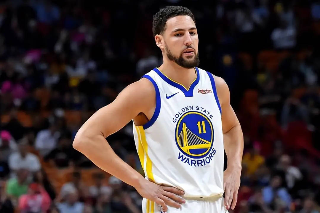 汤神赛季报销|46+44+90！勇士汤神归来：今年三分比库里还准，1.92亿球队再冲总冠军