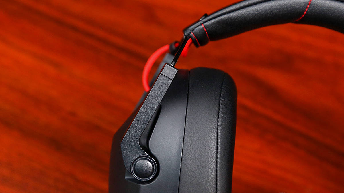 美加狮P.I.L.O.T.5游戏耳机评测:听音辩位好选择