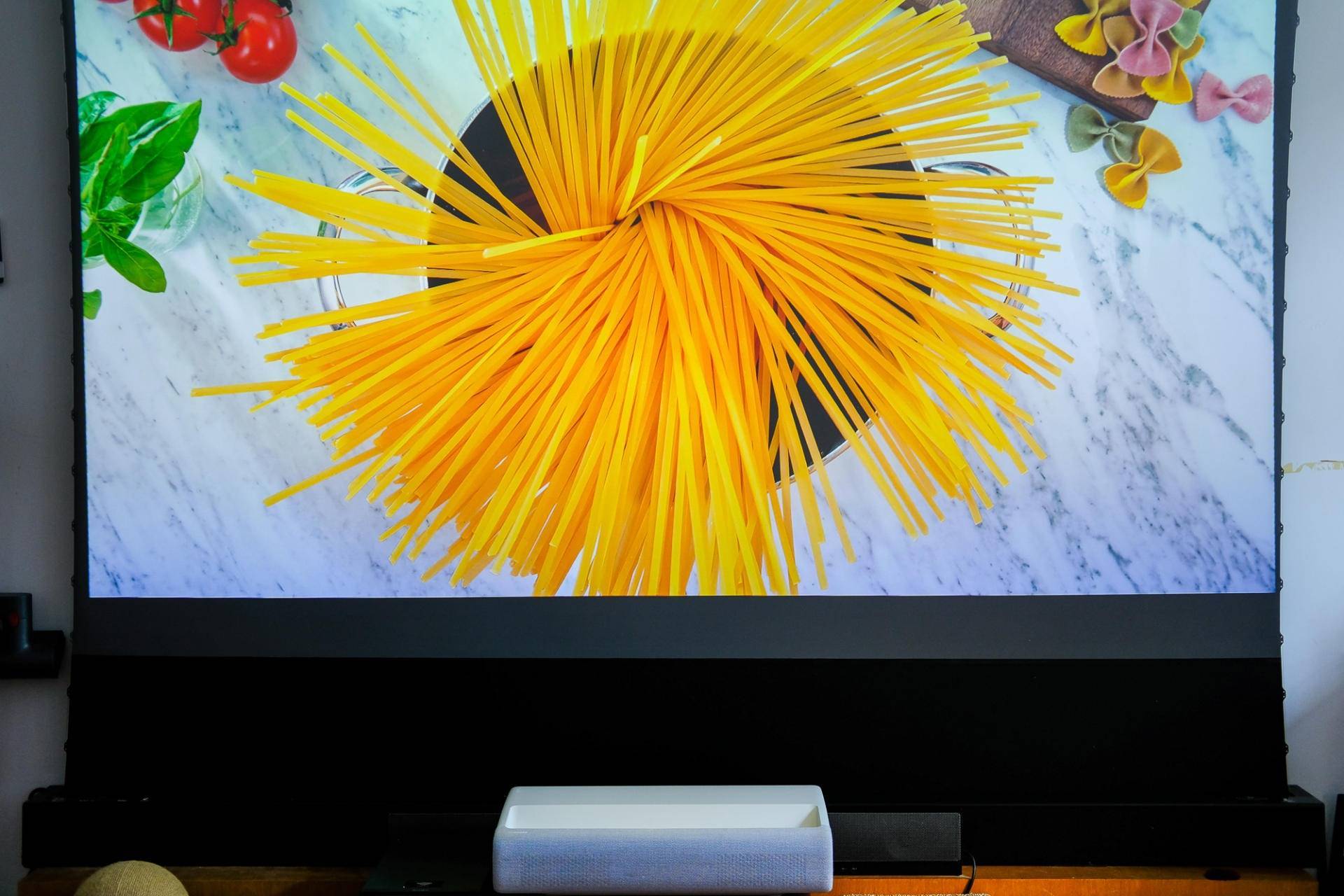 近3万元的激光电视是什么体验？三星LSP7T激光电视测评