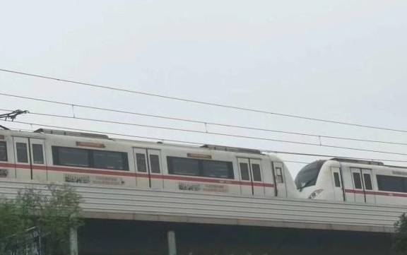 天津地铁总里程名列全国第10位，虽然建设速度慢，但潜力很大
