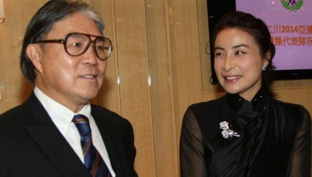 何霍两家半世纪恩怨,霍震霆痛失何超英,何超莲不爱霍启山_何鸿燊