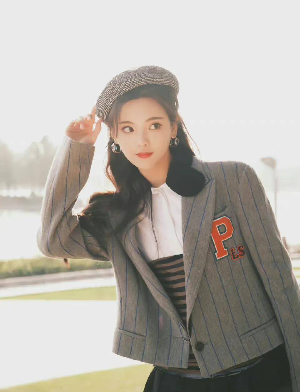 蔡徐坤,杨超越,刘惜君,into1,时代少年团,name_造型_刘雨昕_女明星