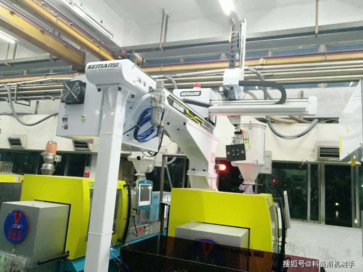 告诉您注塑行业的自动剪水口机有哪几种类型?