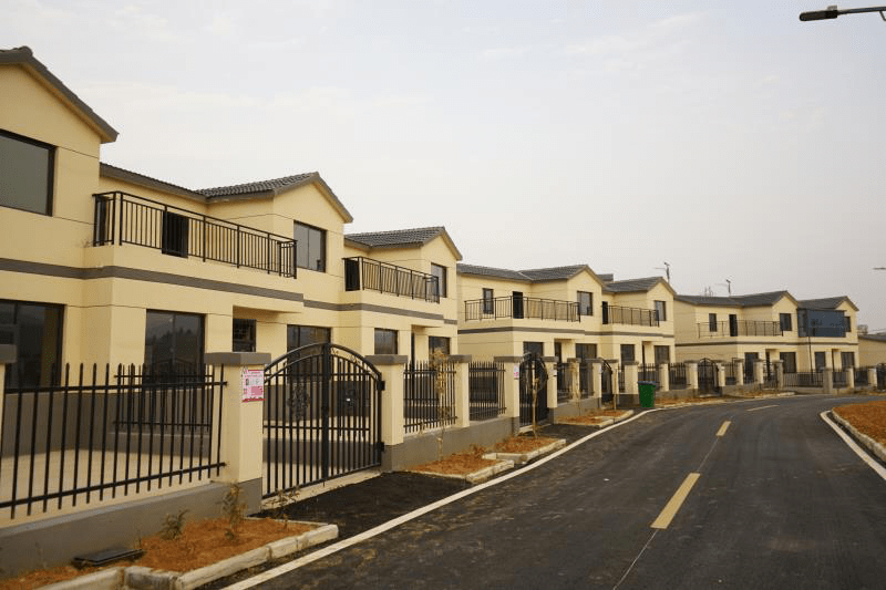 巩义市米河镇:灾后重建家园美 幸福生活梦成真_安置_群众_村民