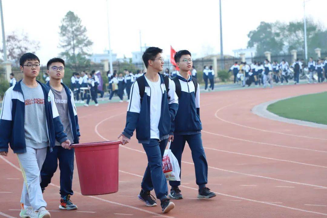 永新中学举行2022年体育节暨秋季运动会_学子_男子_米校