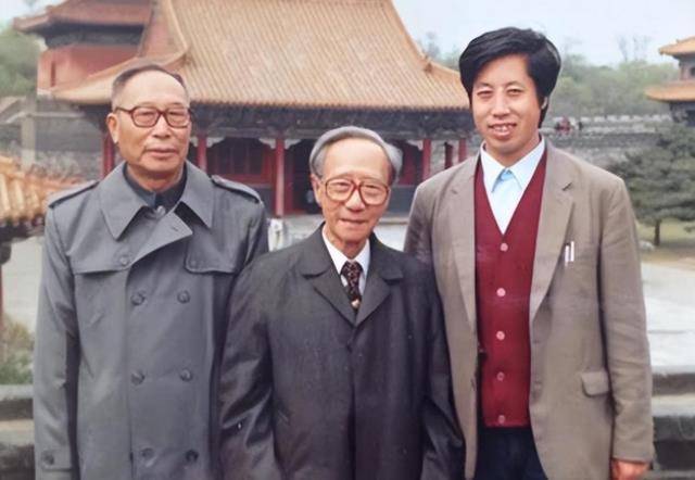 弟弟却争气连生3子,如今个个是国家栋梁_皇帝_生活_北京