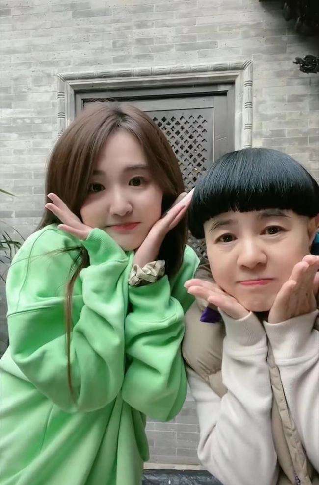 56岁金龟子刘纯燕女儿订婚,老公王宁罕亮相,新人男帅女靓超般配_娃娃