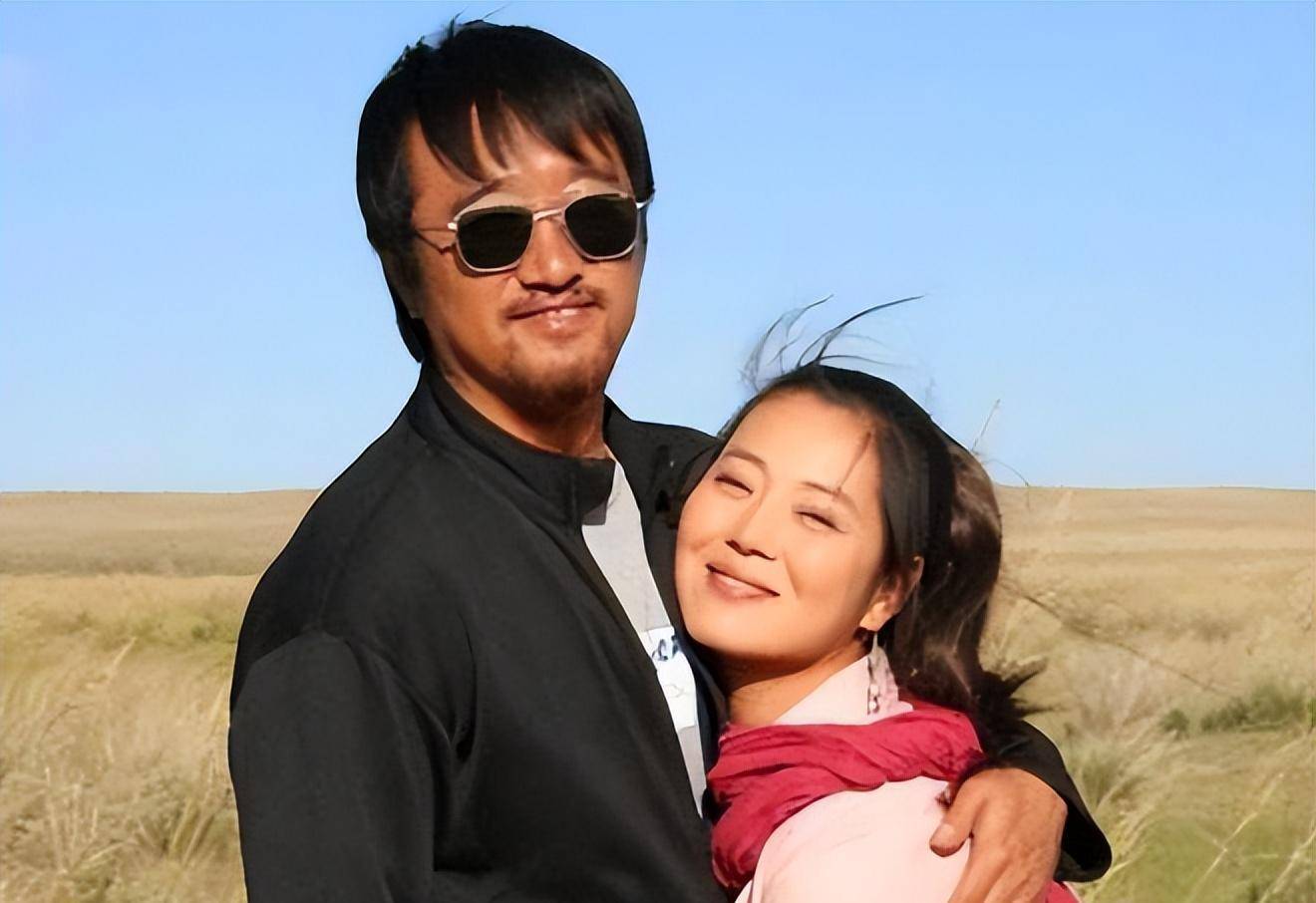 王茜华与前夫因aa制离婚,41岁遇沈航千里追爱,43岁为其高龄产子_生活