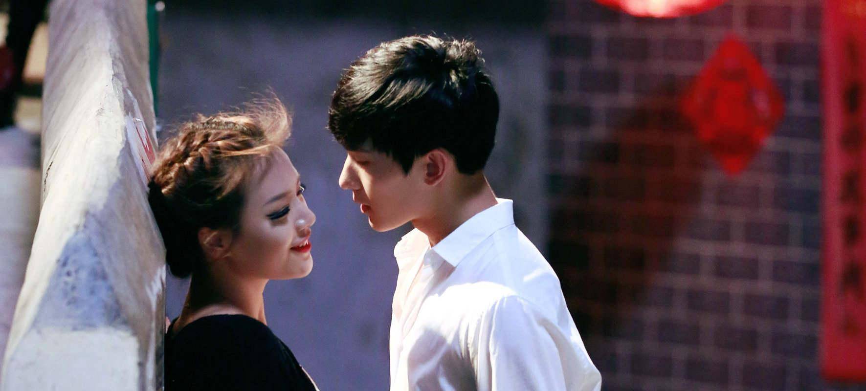 母爱的缺失影响留下伤痕,爱情的错位诠释成长的代价_张漾_许弋_青春