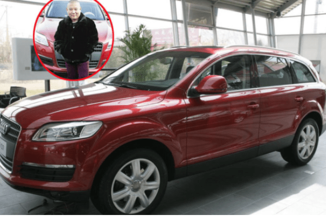 德云社豪车集结,郭德纲有专人开车门,小岳岳最接地气_岳云鹏_麒麟