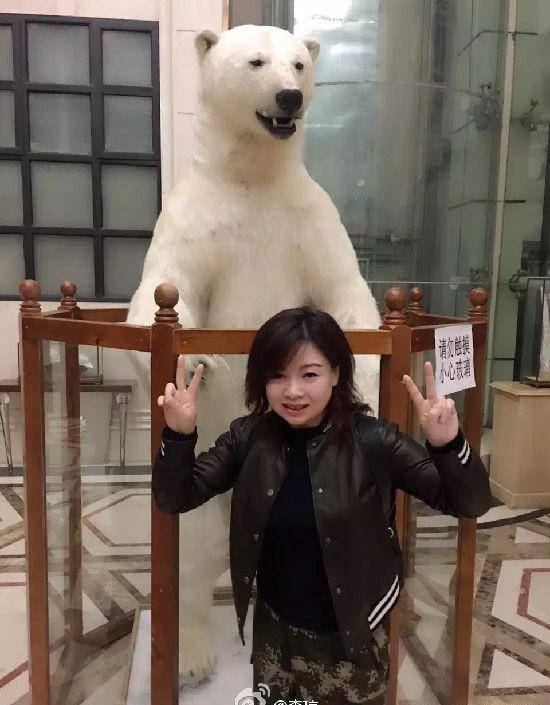 已经42岁的李琼在很多人眼里其实压根就没有丈夫,还是单身,其实李琼在