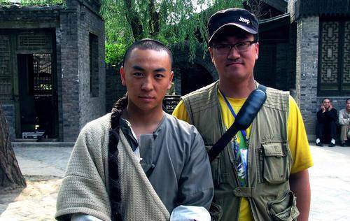 武打新星崭露头角,他的功夫水平不输吴京,拍戏认真毫不拖沓_中国_岳松