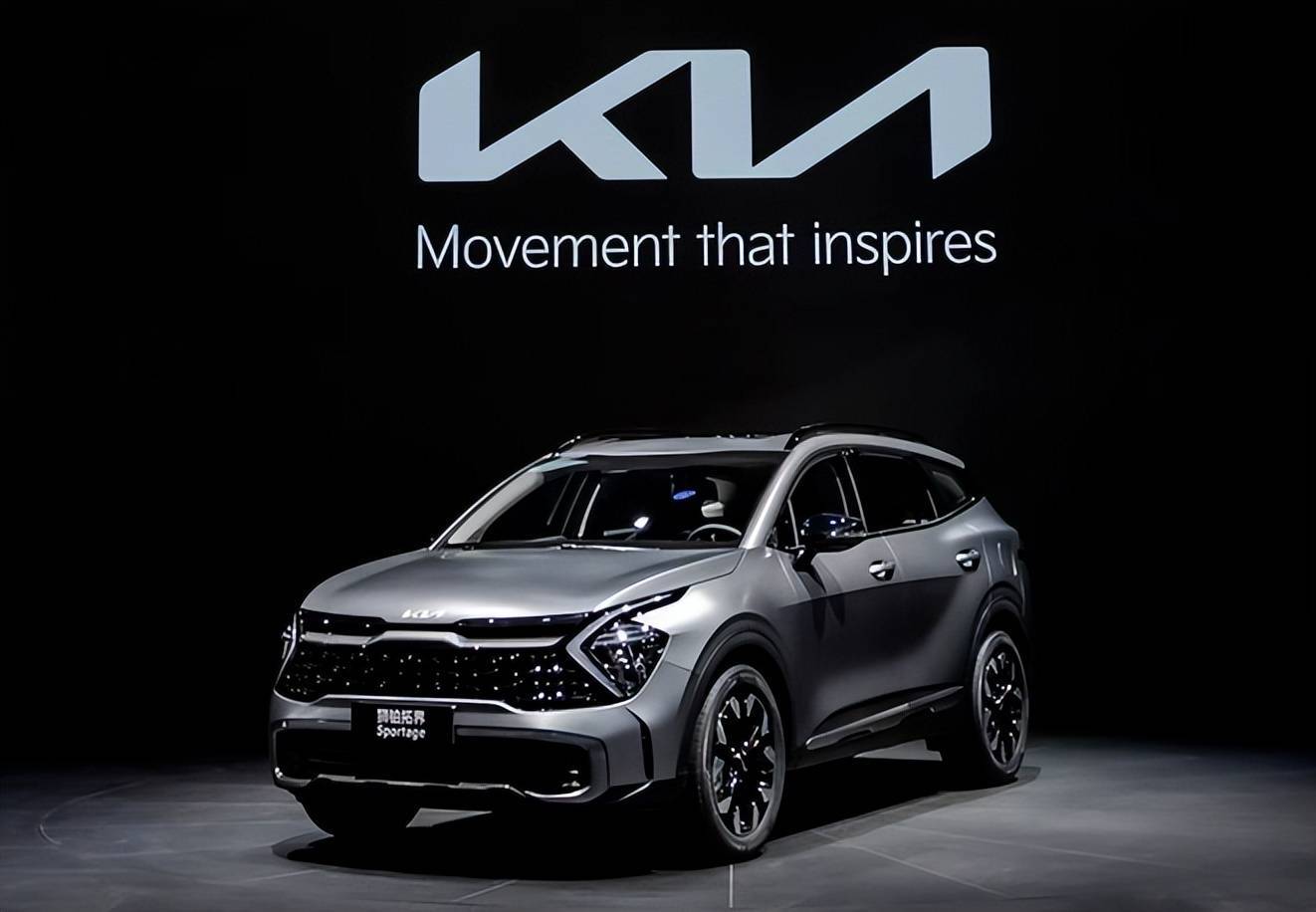 起亚sonet亮相澳门车展,新车定位于小型suv,颜值高,配置高!