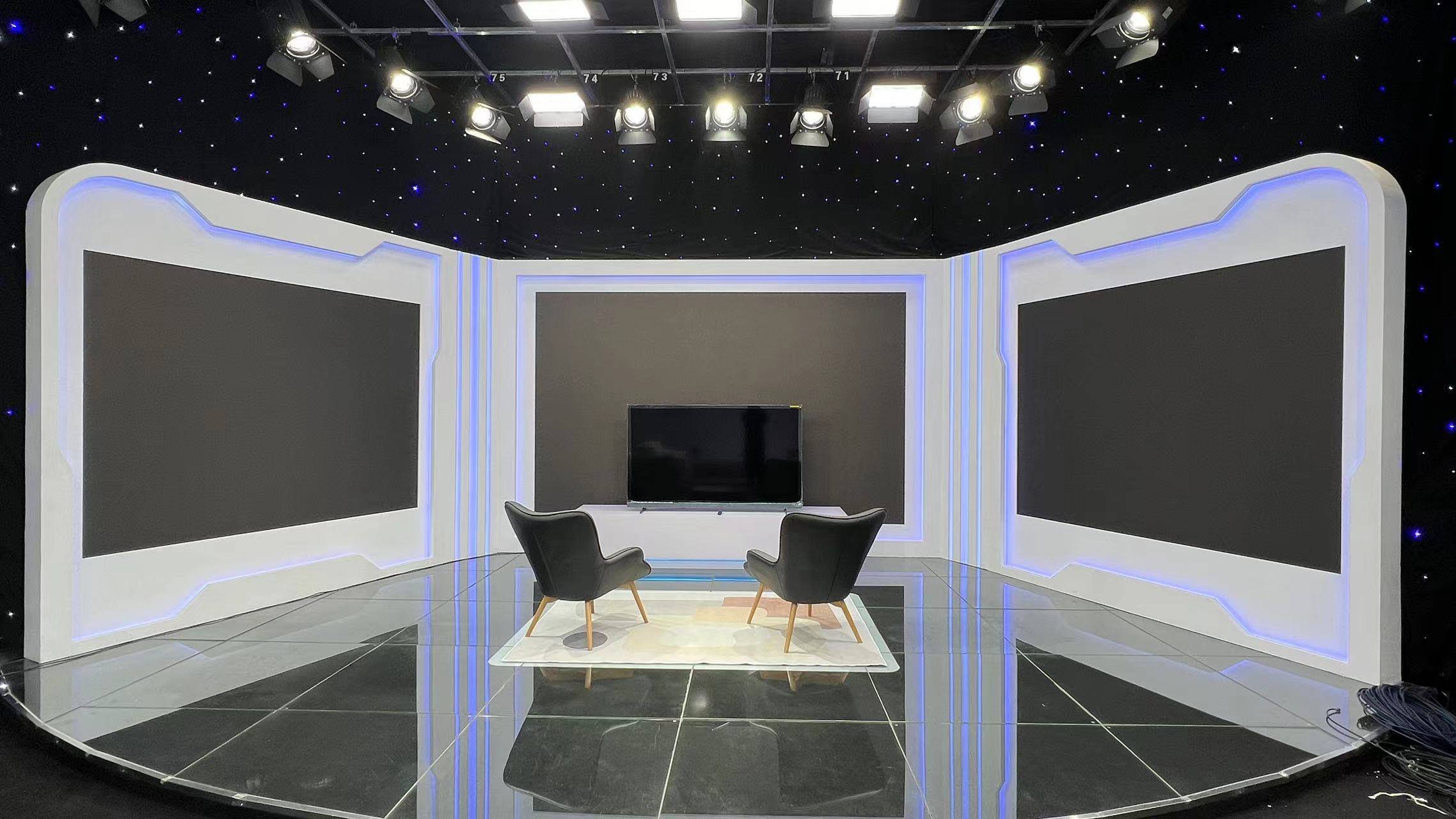 虚拟演播室/实景影棚位置在北京朝阳区酒仙桥798艺术区附近,周边有