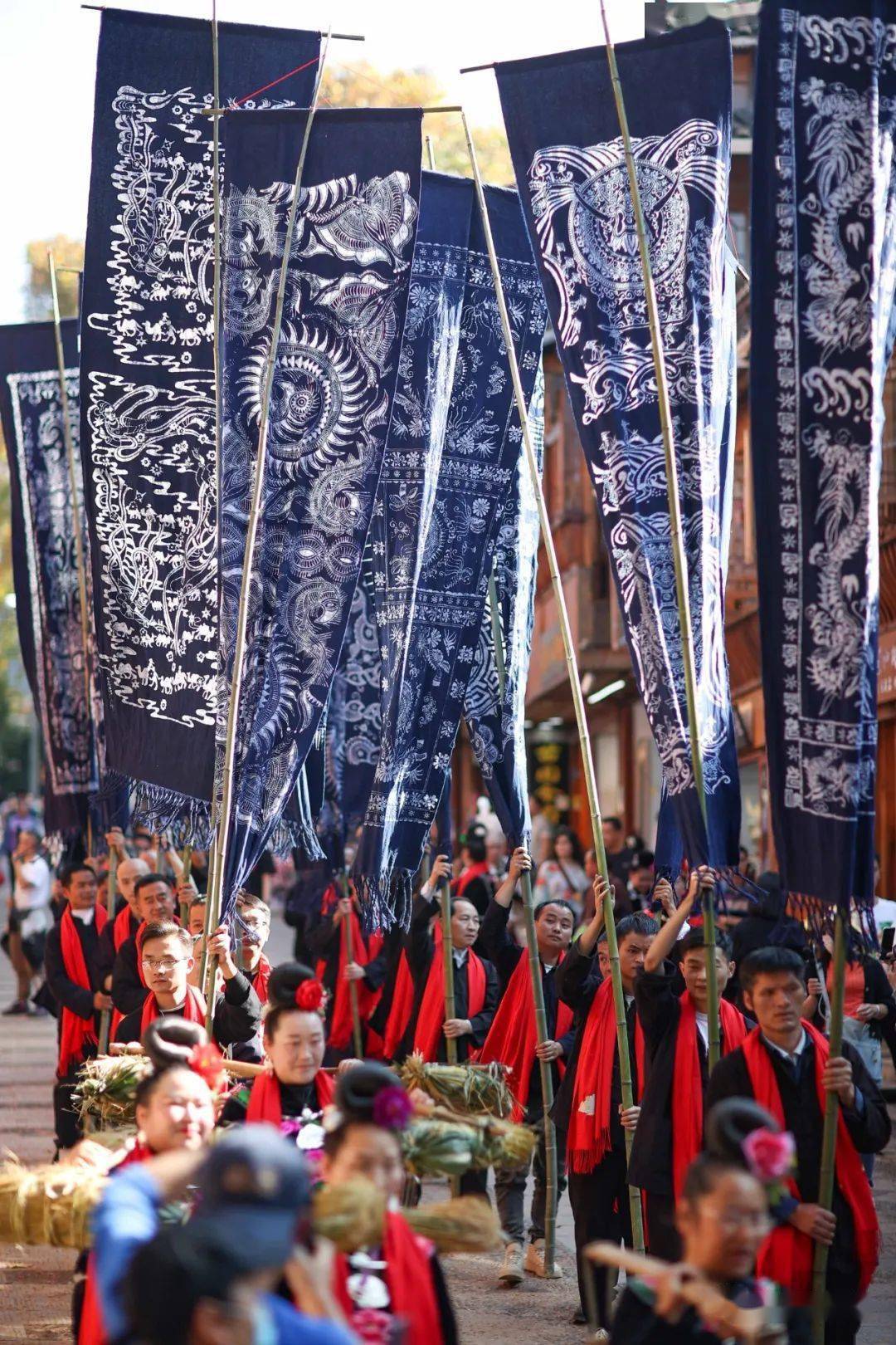 【文化】贵州雷山:苗寨"鼓藏节"热闹非凡 客从远方来流连忘返_仪式