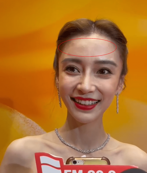 8位女星真实样貌曝光,高圆圆老态明显,杨颖痘痘肌_奚美娟_吴越_明星